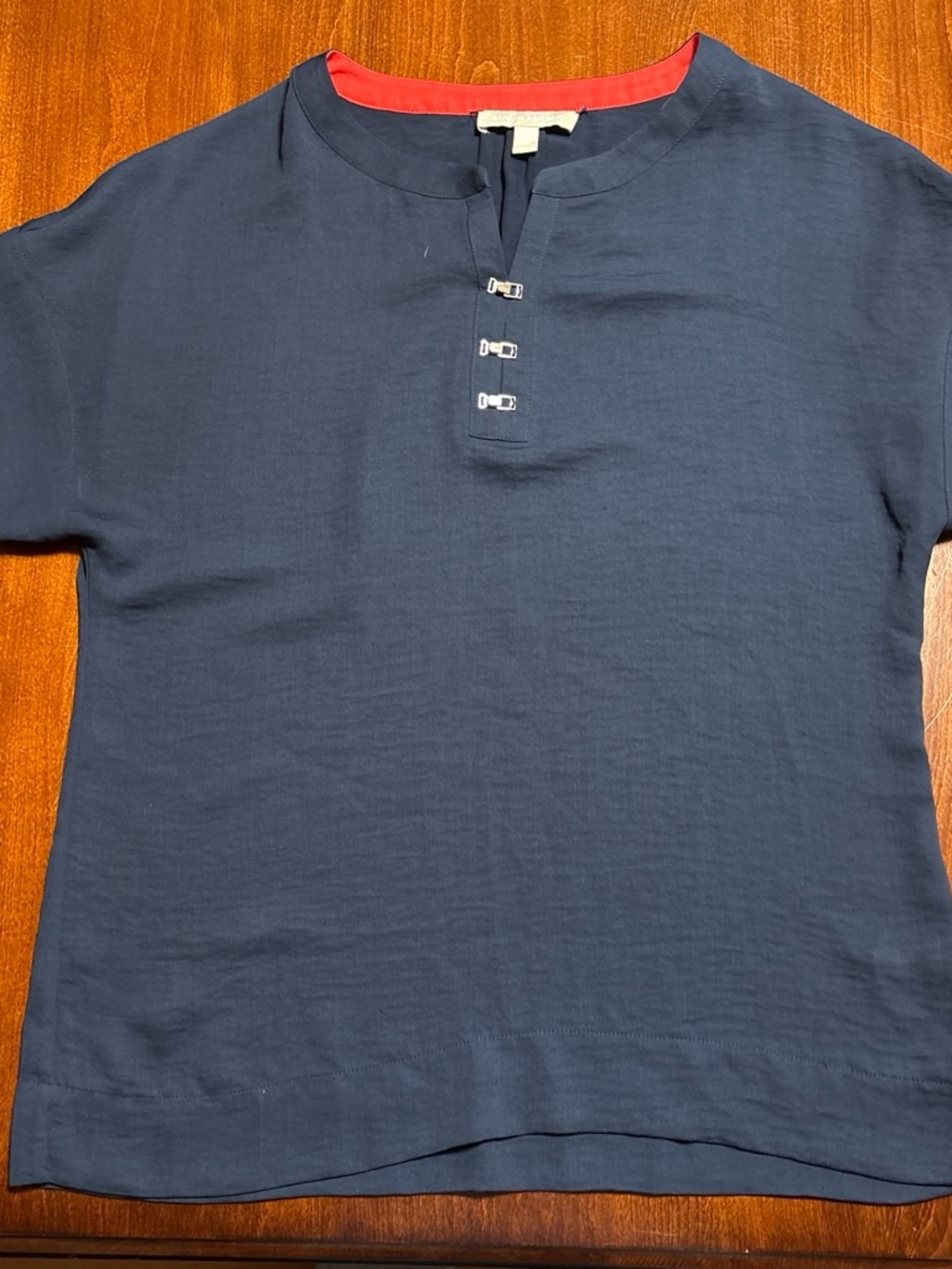 Banana Republic Navy Short-Sleeve Top with Red Collar Accent